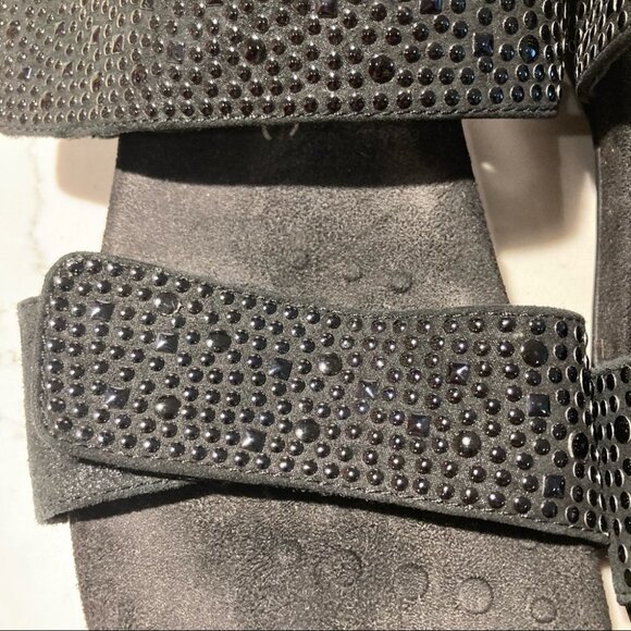 VIONIC Sz 10 Samoa Hook & Loop Closure Slip On Sandal  w/ Embellishments - Picture 4 of 12